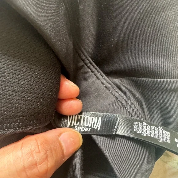 NWOT Victoria Secret sports bra - Picture 5 of 7